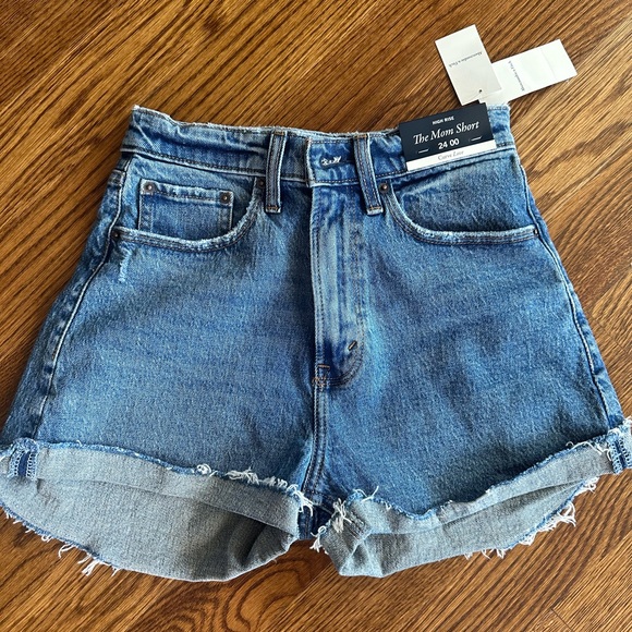 Abercrombie and Fitch Denim Shorts - Picture 1 of 3